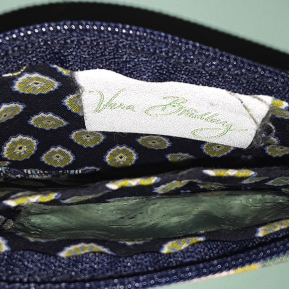Vera Bradley ID wallet with key ring - Picture 6 of 6